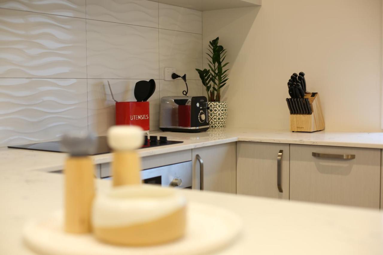 Cozy And Comfortable, Sunny Three-Storey Building Auckland Bagian luar foto