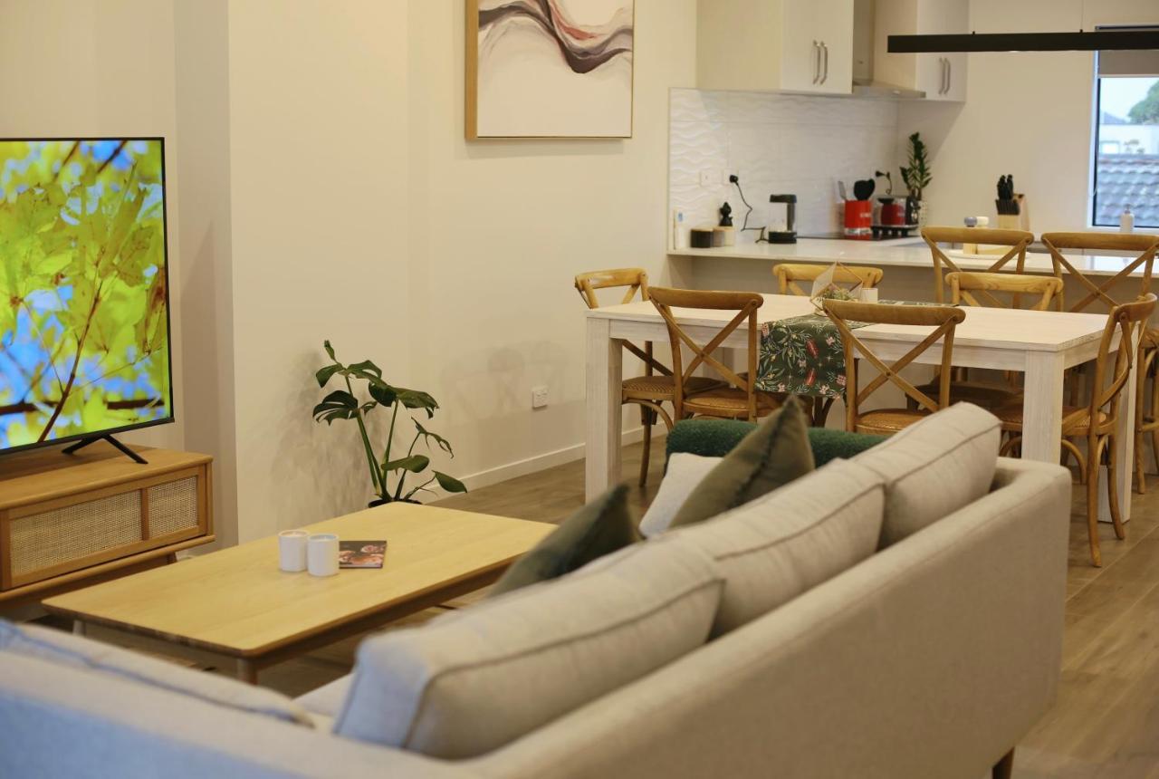 Cozy And Comfortable, Sunny Three-Storey Building Auckland Bagian luar foto